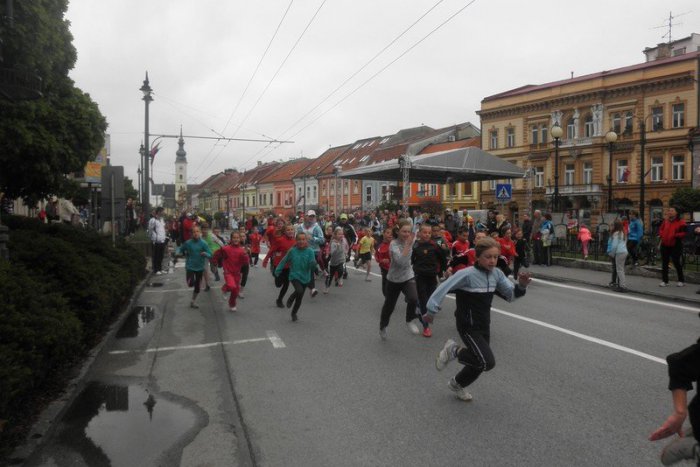 Ilustračný obrázok k článku Večerný beh Prešovom. Blíži sa najstaršie bežecké podujatie na Slovensku