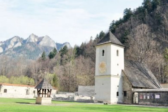 Ilustračný obrázok k článku Pamiatkový úrad SR ocenil našu rodáčku: Udelil jej cenu za celoživotné dielo