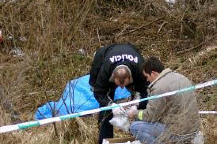 Ilustračný obrázok k článku Hrôzostrašný nález v Spišskej: V šachte pri moste objavili mumifikovanú mŕtvolu