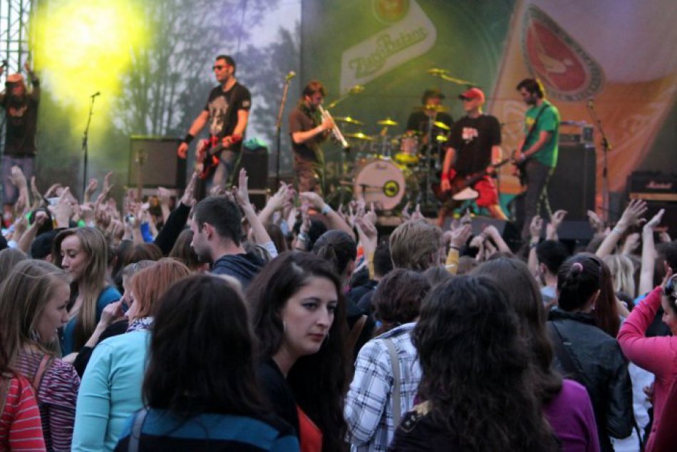 Ilustračný obrázok k článku Prvé informácie: ZOZNAM kapiel, ktoré rozprúdia tohtoročný nitriansky Majáles!