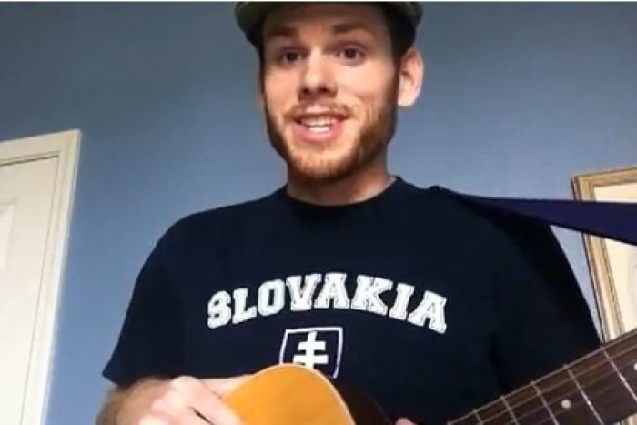 Ilustračný obrázok k článku VIDEO: Američan spieva našu hokejovú hymnu v slovenčine!!!