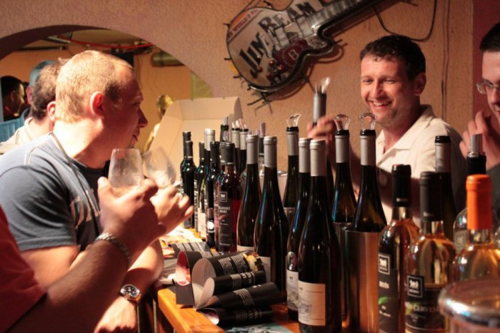 Ilustračný obrázok k článku V kraji začína turistická sezóna: Otvoria ju vínom a špecialitami