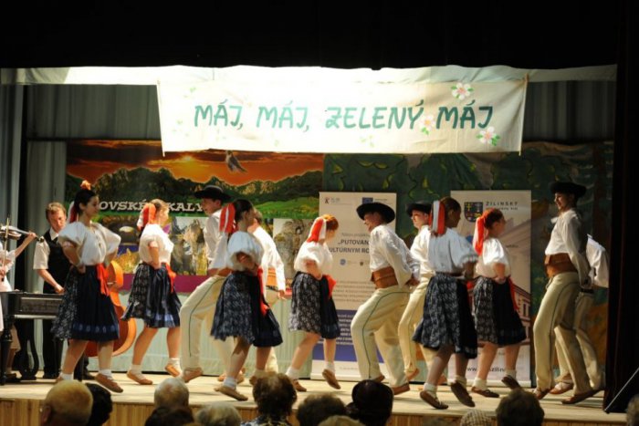 Ilustračný obrázok k článku Prostredie Súľovských skál rozozvučnil folklórny festival: Zúčastnili sa aj priatelia z Poľska
