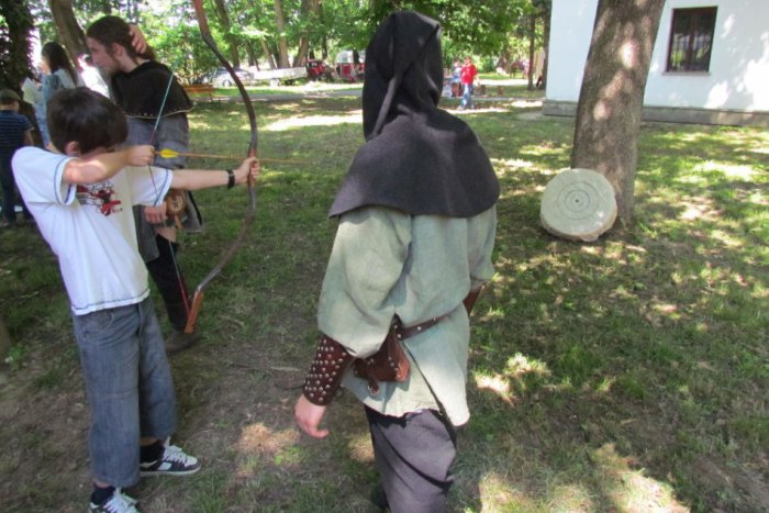 Ilustračný obrázok k článku Noc múzeí v Michalovciach: V areáli kaštieľa si vychutnáte historické scénky aj ohňovú šou