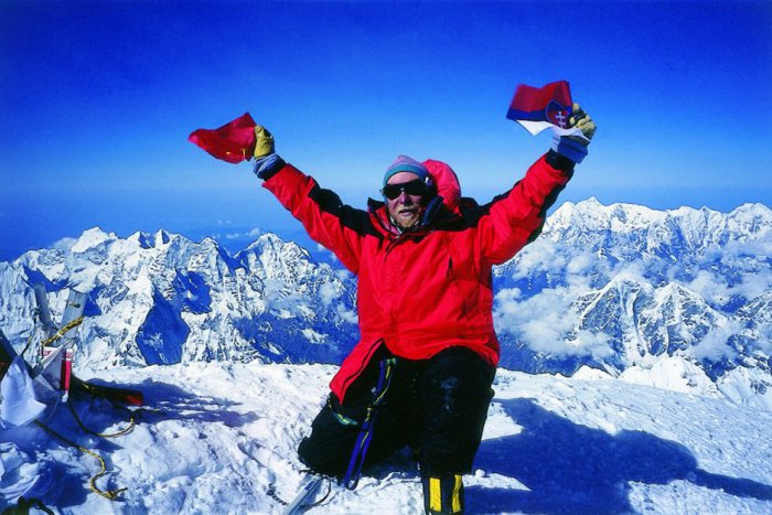 Ilustračný obrázok k článku Peter Hámor zdolal Šiša Pangmu. Na Mount Evereste mu neprialo počasie
