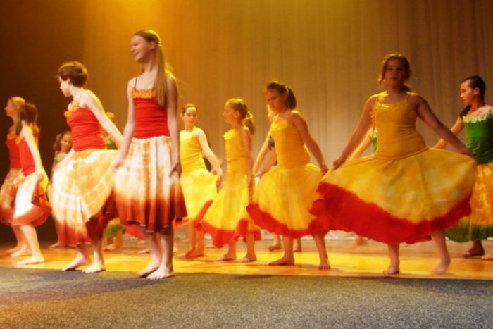 Ilustračný obrázok k článku OBRAZOM: Rôzne tance sa spojili v symbióze, páčili sa aj deťom