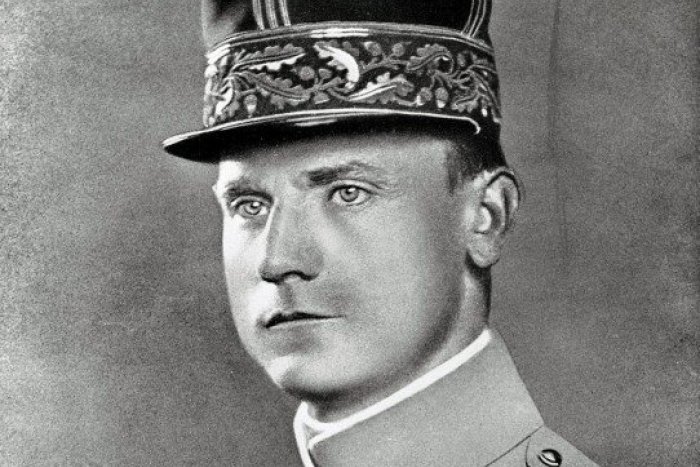 Ilustračný obrázok k článku Sochu M. R. Štefánika odstránili v 50. rokoch a odvtedy ju nikto nevidel. Teraz ju chcú nájsť!