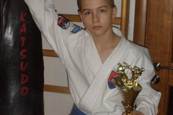 Ilustračný obrázok k článku Karate: Dominik Imrich víťazom stredoeurópskeho pohára!