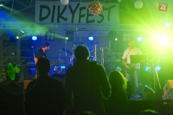 Ilustračný obrázok k článku Užite si festival DIKYFEST: Zaspievať príde aj Katka Koščová