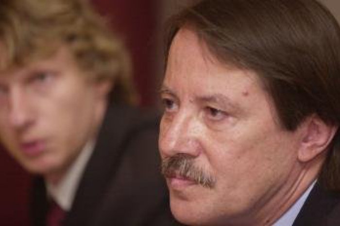 Ilustračný obrázok k článku Zaspomínajte si na významného politika: V Bystrici bude večer venovaný odkazu Jána Langoša