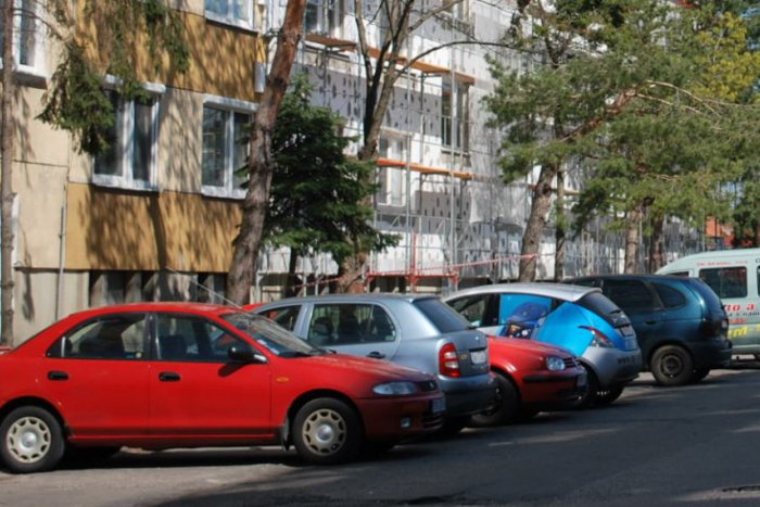 Ilustračný obrázok k článku Vodiči, zbystrite pozornosť! Na týchto uliciach v meste neparkujte!