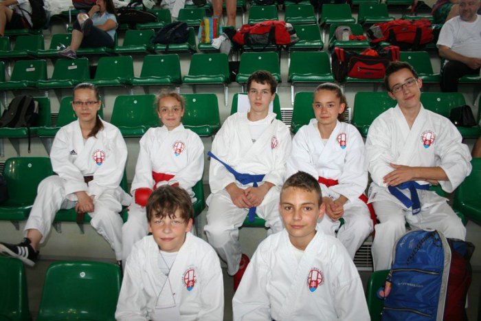 Ilustračný obrázok k článku Majstrovstvá Európy v karate: Žiarčania s kompletnou zbierkou medailí!