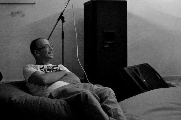 Ilustračný obrázok k článku Rozhovor s Julom Krištofom: Nástupište 1-12 po roku a pol