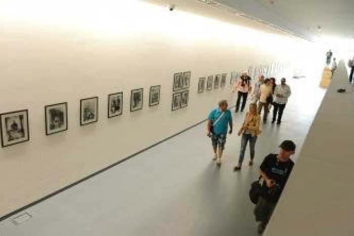 Ilustračný obrázok k článku Slávnostné otvorenie Kunsthalle: Vlajková loď EHMK privíta prvých návštevníkov