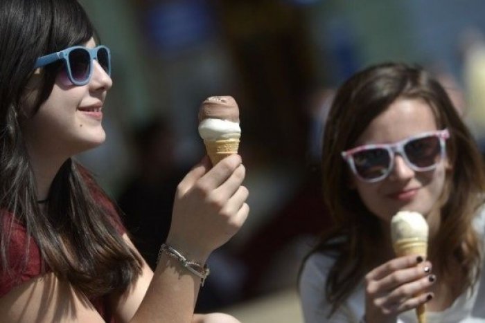 Ilustračný obrázok k článku Kontrolóri si posvietili na cukrárne a zmrzlinárov: Ktoré prevádzky pochybili v Košiciach?