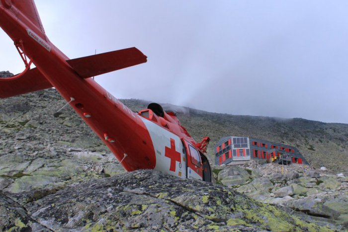 Ilustračný obrázok k článku Sobotné zásahy leteckých záchranárov: Pomáhali turistke aj mužovi zranenému motorovou pílou