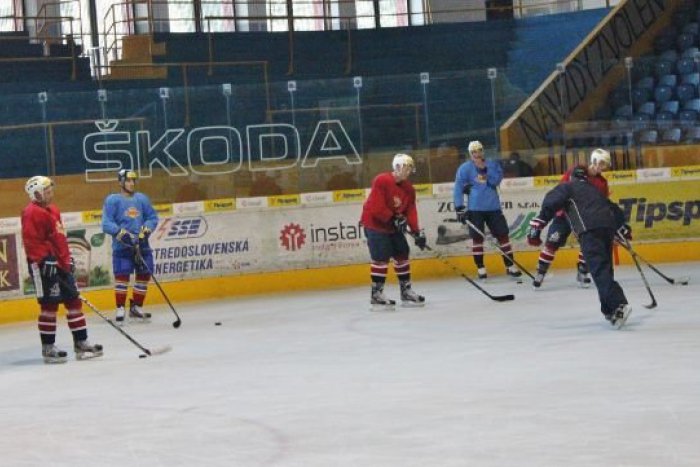 Ilustračný obrázok k článku Horúčavy si zmierňujú zvolenskí hokejisti už na ľade: Začali s ďalšou časťou letnej prípravy