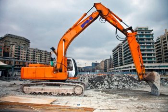 Ilustračný obrázok k článku Panský dom v Polomke začali búrať v piatok: Podľa pamiatkarov je to trestný čin