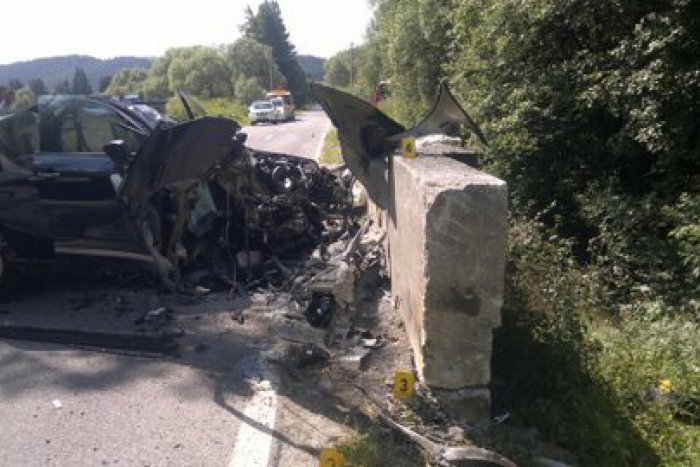 Ilustračný obrázok k článku Zábery z desivej nehody: Auto vrazilo do betónového mosta!
