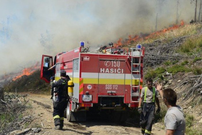 Ilustračný obrázok k článku Zlatomoravskí hasiči v akcii: V mestskej časti Prílepy vyčíňal požiar!