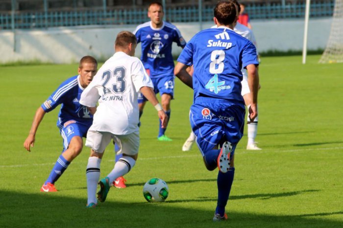 Ilustračný obrázok k článku Gólová naháňačka na žilinskom trávniku: FC Nitra získalo ďalší bod