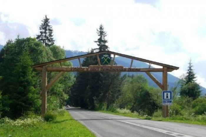 Ilustračný obrázok k článku Cesta do Demänovskej doliny je čiastočne prejazdná: Čertovica naďalej uzatvorená