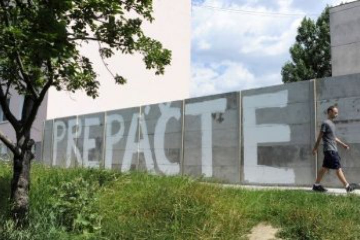 Ilustračný obrázok k článku Európska komisia Košiciam: Okamžite zbúrajte protirómsky múr v meste!