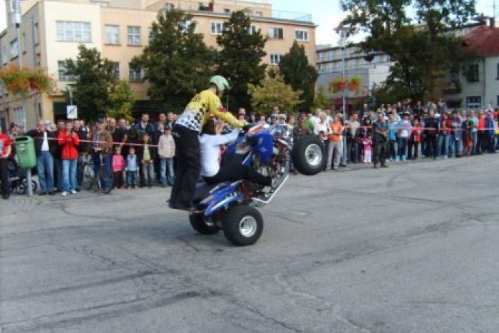 Ilustračný obrázok k článku Blíži sa sviatok motorkárov: Na Komoču putujú stovky motoriek