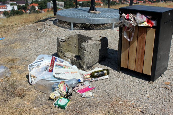 Ilustračný obrázok k článku Dobrovoľníci sa dajú do práce: Pod Kalváriou budú zbierať odpadky