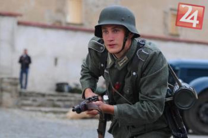 Ilustračný obrázok k článku Kežmarok oslavoval výročie SNP: Historické udalosti oživili ukážky bojov