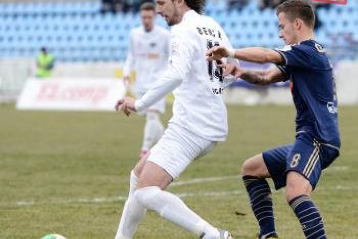 Ilustračný obrázok k článku Henrich Benčík opúšťa FC Nitra: Z poslednej Nitry do III. nemeckej ligy