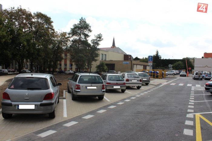 Ilustračný obrázok k článku Nitrianski poslanci rozhodli: Parkovanie v meste prejde výraznými zmenami