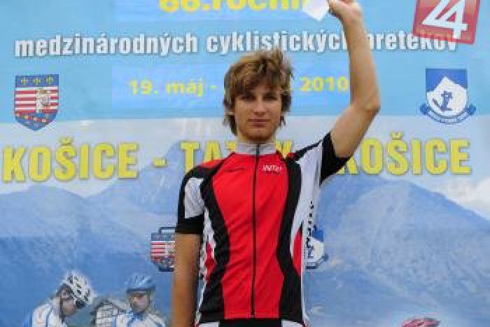 Ilustračný obrázok k článku Johann Schwabik po hroznej nehode na bicykli: Vybité zuby, deformovaná tvár a ďalšia operácia!