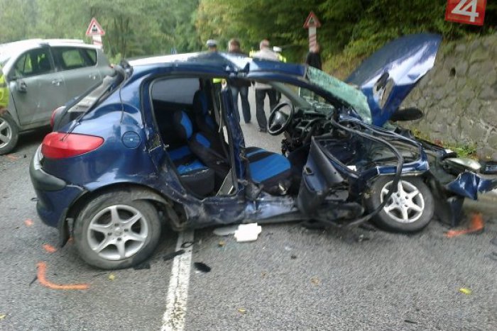 Ilustračný obrázok k článku Tragédia na Čemeľskej ceste: Zuzana neprežila zrážku áut, museli ju vystrihávať