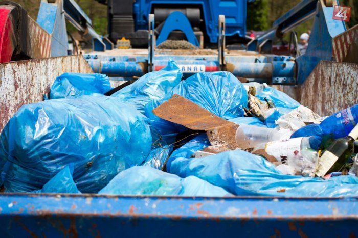 Ilustračný obrázok k článku ROZPIS termínov: Zber nebezpečného odpadu v Hlohovci