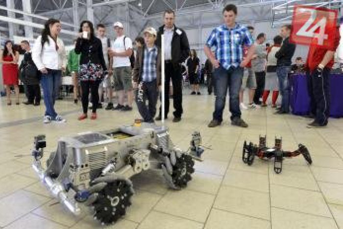 Ilustračný obrázok k článku Festival vedy v centre Žiliny: Zabojujte si so Sumo-robotom, čaká vás aj letecký simulátor