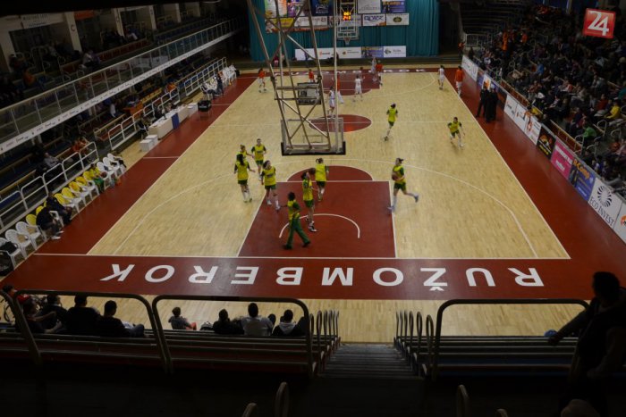Ilustračný obrázok k článku Basketbalová Ruža v piatok odštartovala sezónu, v nedeľu hrá doma
