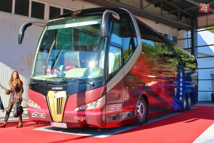 Ilustračný obrázok k článku V Nitre môžete vidieť luxus na kolesách: Tento autobus vozil hráčov FC Barcelona!