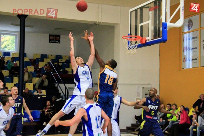 Ilustračný obrázok k článku Basketbalisti na horúcej pôde v Prievidzi: Všetky nádeje pochoval strelecký uragán!