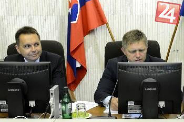 Ilustračný obrázok k článku Vláda na čele s Ficom zasadne v Handlovej: Región môže získať 2 300 000 eur!