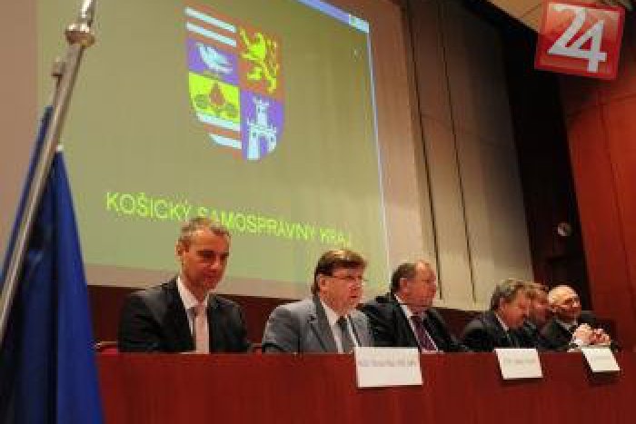 Ilustračný obrázok k článku Voľby do VÚC: Kraj odmietol zaregistrovať 2 kandidátov, jeden sa obrátil na súd