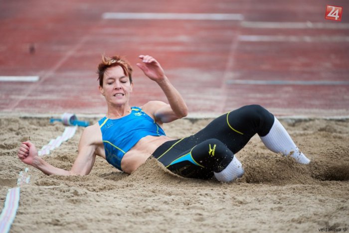 Ilustračný obrázok k článku Dana Velďáková si vyskákala štvrté finále halových MS: Napriek problémom so svalovkou bola s výsledkom spokojná