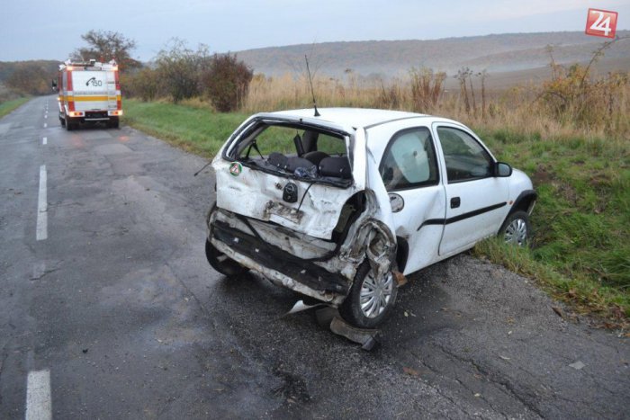 Ilustračný obrázok k článku Desivá nehoda pri Košiciach: Opel vrazil do svahu, odrazil sa späť a nabúral do dacie!