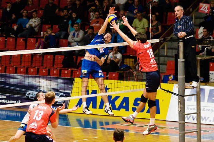 Ilustračný obrázok k článku Volejbalistom sa zápas opäť nevydaril: Prehrali nad Komárnom!