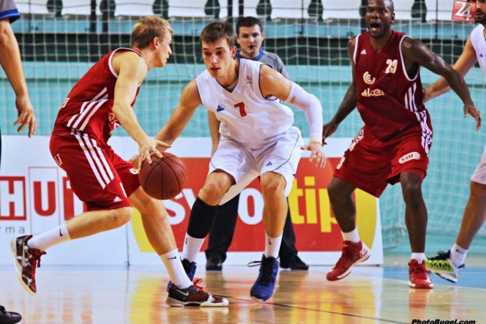 Ilustračný obrázok k článku Krajské derby pre Nitru: Basketbalisti si poradili s Komárnom