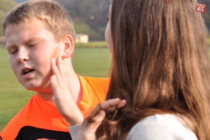 Ilustračný obrázok k článku Mladší futbalisti odkukali ťahy od starších: Zvíťazili nad chlapcami z Kapušian