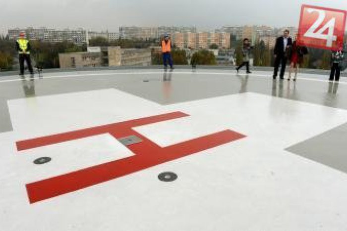 Ilustračný obrázok k článku V nemocnici vyrástol nový moderný pavilón: Na streche má dokonca aj heliport
