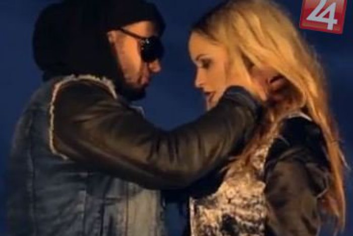 Ilustračný obrázok k článku VIDEO: Dominika Mirgová a Kali natočili klip k pesničke Je koniec