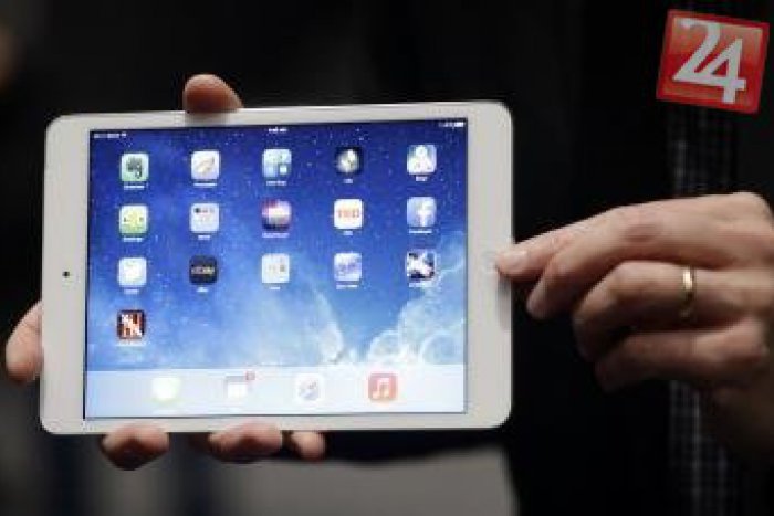 Ilustračný obrázok k článku Tínedžerka (13) pred obchoďákom v Košiciach zažila šok: Prišla o tablet a to takouto fintou!