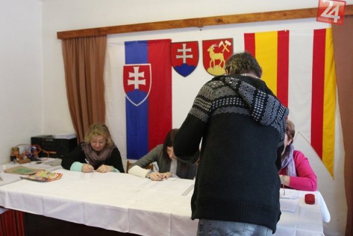 Ilustračný obrázok k článku Zaujímavé čísla z Nových Zámkov: Pozrite si, ako sme volili v našom meste